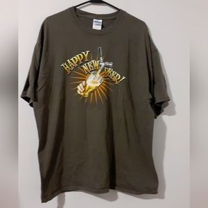 Happy New Beers Funny Happy New Year, for Men Unisex T-shirt size XL